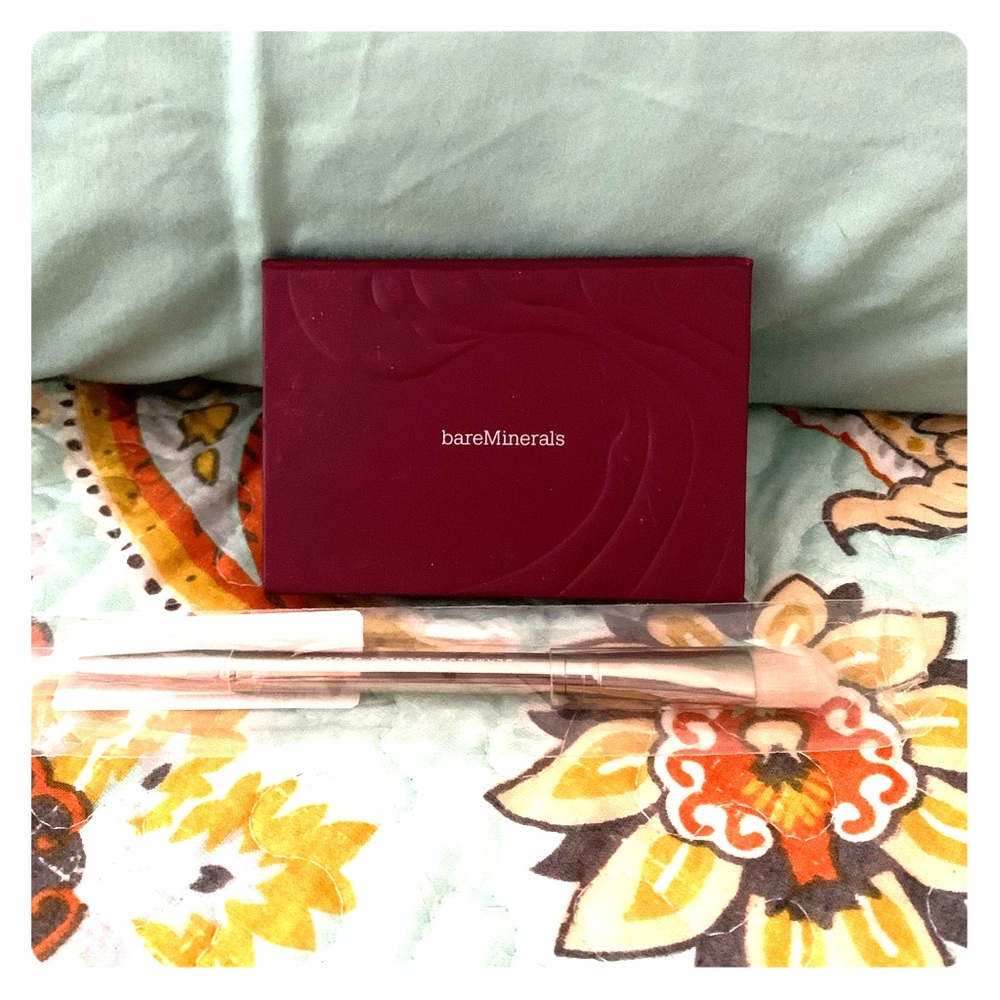 BareMinerals Eyeshadow w/brush